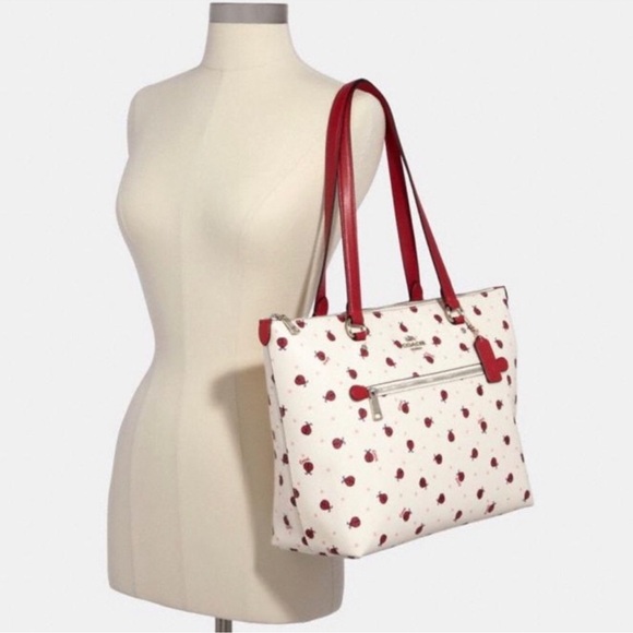 Coach Gallery Tote Bag With Ladybug 🐞 Print - Picture 2 of 3